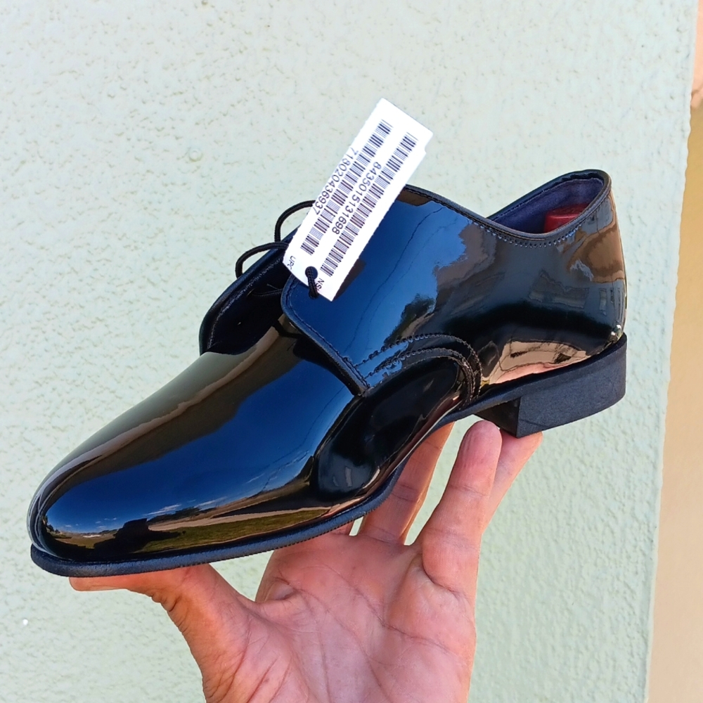 CAPS LADIES PATENT LEATHER BLACK DRESS/UNIFORM OXFORDS #08915125 (NWOT)